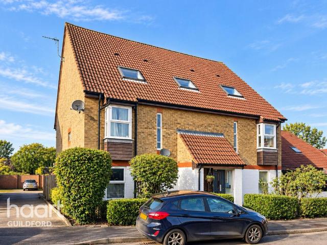 Colburn Crescent, GUILDFORD 1 bed apartment to rent £1,150 pcm £265 pw