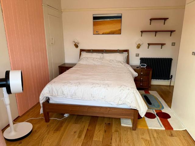 Colchester CO2 1 bed detached house to rent £700 pcm £162 pw
