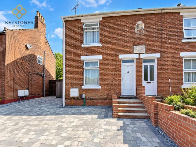 Colchester CO1 3 bed semi detached house to rent £1,600 pcm £369 pw