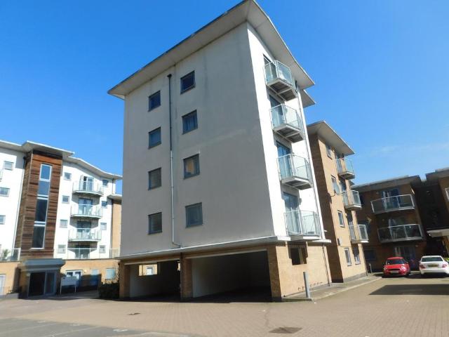 Colchester, Colchester CO2 2 bed apartment to rent £1,285 pcm £297 pw