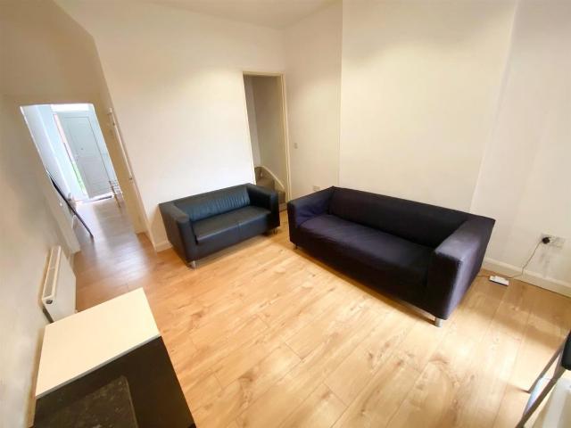 Colchester Street, Coventry CV1, 3 bed terraced house to rent, £1,100 pcm | PrimeLocation