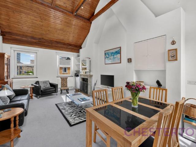 Cold Harbour, Canary Wharf, London, E14 1 bed terraced house to rent £3,000 pcm £692 pw