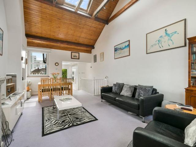 Cold Harbour, London E14, 1 bed terraced house to rent, £3,100 pcm | PrimeLocation