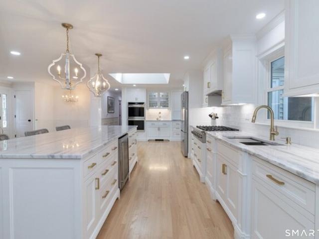 Cold Spring Cir, Shelton, Home For Sale