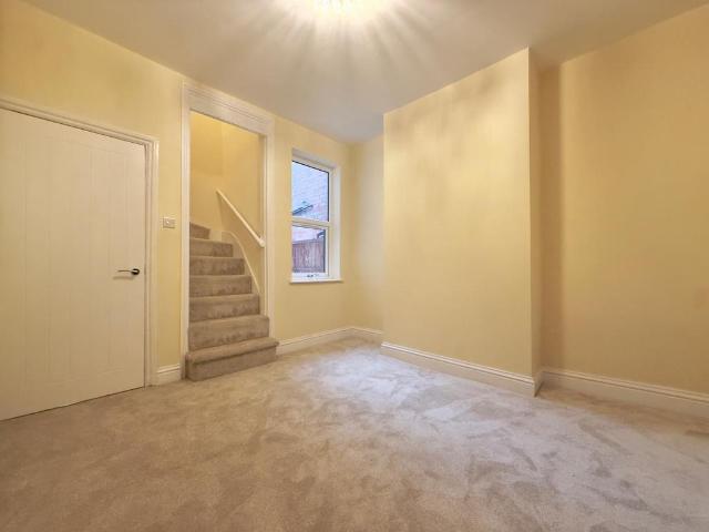 Coldbath Road, Birmingham, B13 2 bed house to rent £1,175 pcm £271 pw