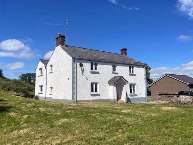 Coldbrook, Abergavenny, NP7 4 bed detached house to rent £1,800 pcm £415 pw