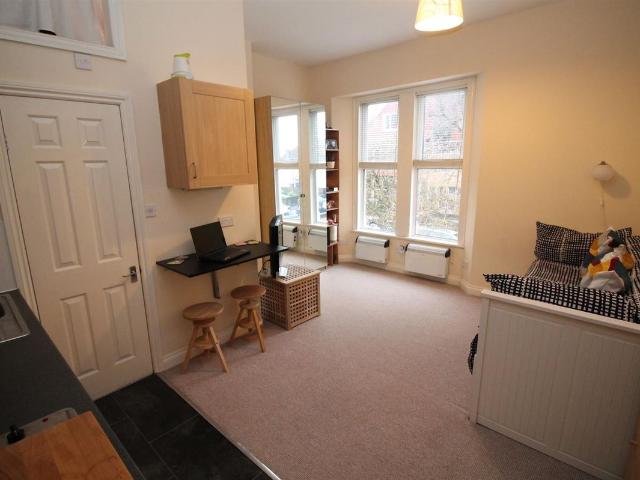Coldharbour Road, Redland BS6, Property to rent, £1,050 pcm | PrimeLocation