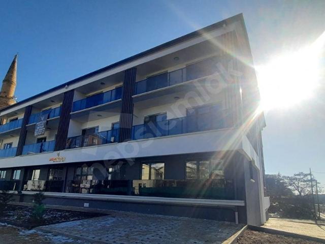 COLDWELL BANKER NEW YASAM GAYRİMENKULDEN KİRALIK 1+1