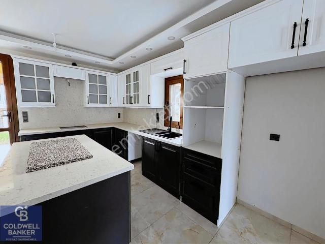 Coldwell Banker Poyraz'dan Deniz Ve Doğa Manzaralı 4+1 Triplex