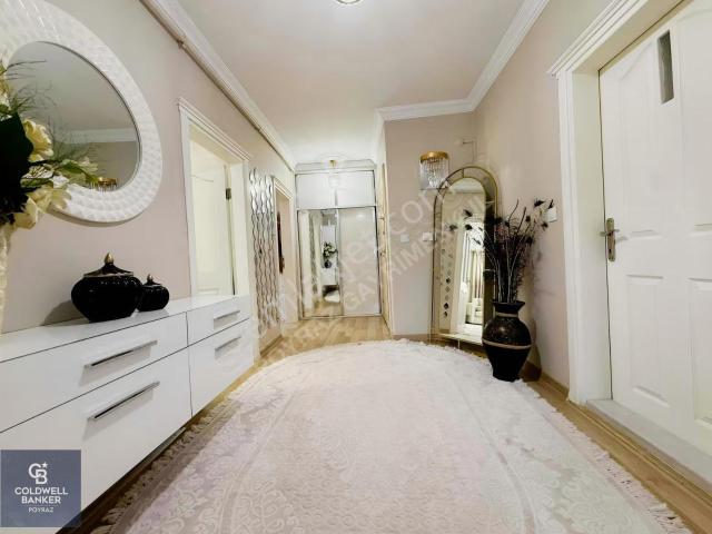 Coldwell Banker Poyrazdan Teraslı 3+1 Satılık Daire