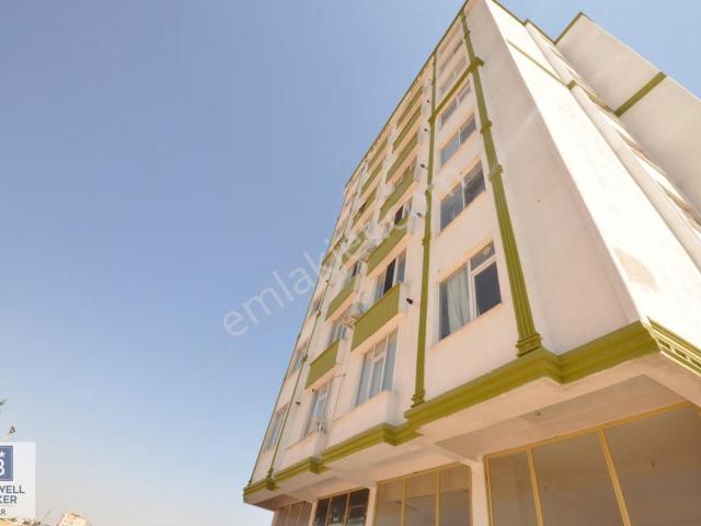 Coldwell Banker'dan Şehir Hastahanesine 2km 2+1 Daire