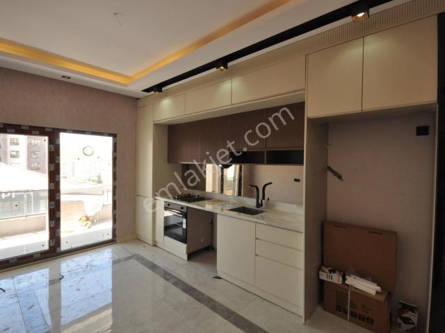 Coldwell Banker'dan Yerden Isıtmalı 2+1 Ultra Lüks Sıfır Daire