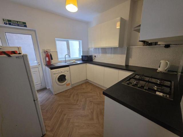 Cole Hill, Worcester WR5 3 bed house share to rent £575 pcm £133 pw
