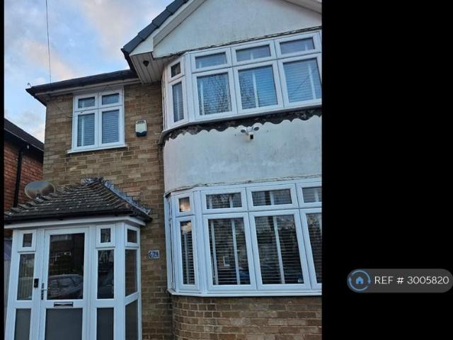 Colebrook Road, Shirley, Solihull, B90 3 bed semi detached house to rent £1,550 pcm £358 pw