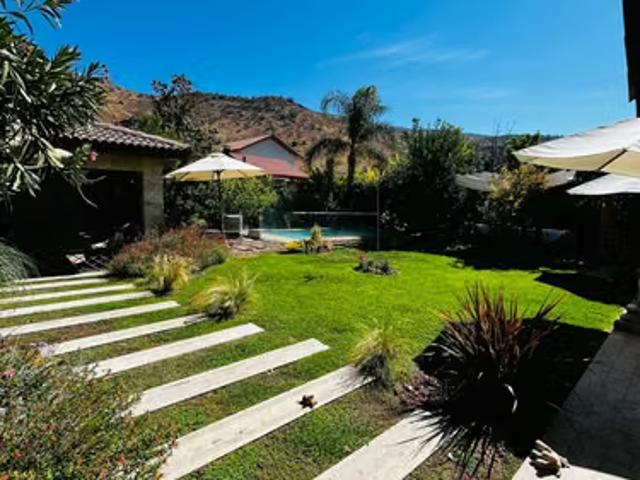 Colegio pumahue trewhelas pucalan | 4 dormitorios por 9300.00 en Colina