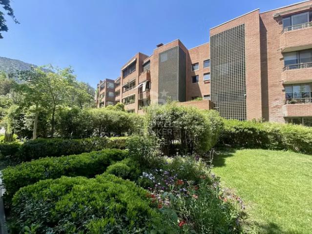 Colegio San Benito, Santa Maria de Manquehue | 4 dormitorios por 23990.00 en Vitacura