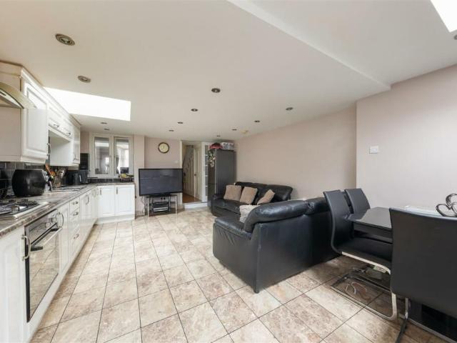 Colegrave Road, London E15, 5 bed terraced house to rent, £3,200 pcm | PrimeLocation