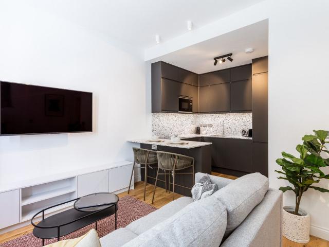 Coleherne Road, London SW10, Studio to rent, £2,500 pcm | PrimeLocation