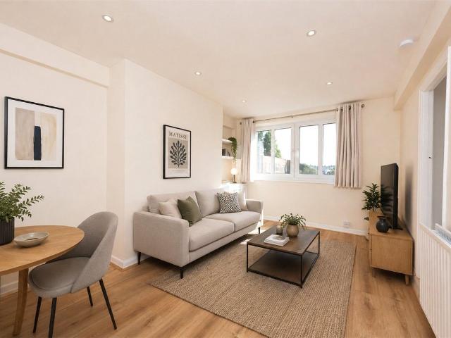 Coleman Court, Kimber Road, London SW18, 1 bed flat to rent, £1,625 pcm | PrimeLocation