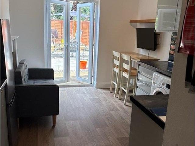 Coleman Road, London SE5, 5 bed terraced house to rent, £4,983 pcm | PrimeLocation