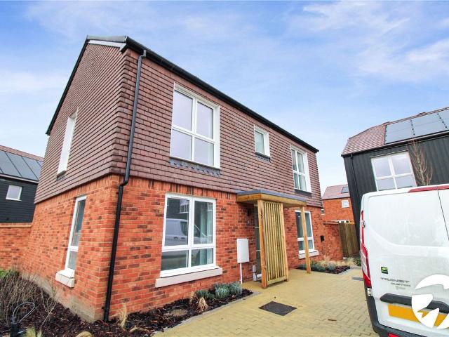 Colemans Close, Alkerden, Ebbsfleet Valley, Swanscombe DA10, 3 bed detached house to rent, £2,625 pcm | PrimeLocation