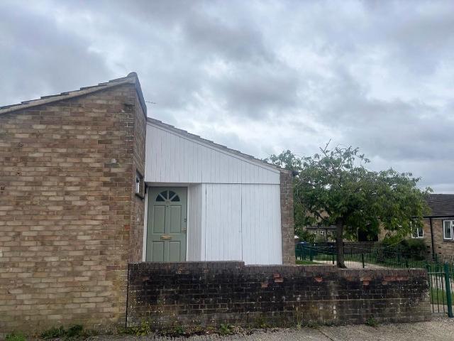 Colemans Close, Calne SN11, 1 bed bungalow to rent, £925 pcm | PrimeLocation
