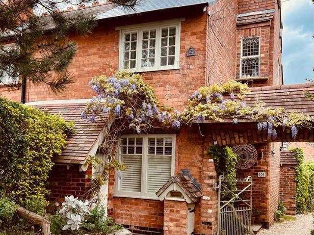Coles Lane, Sutton Coldfield B72, 3 bed cottage to rent, £2,250 pcm | PrimeLocation