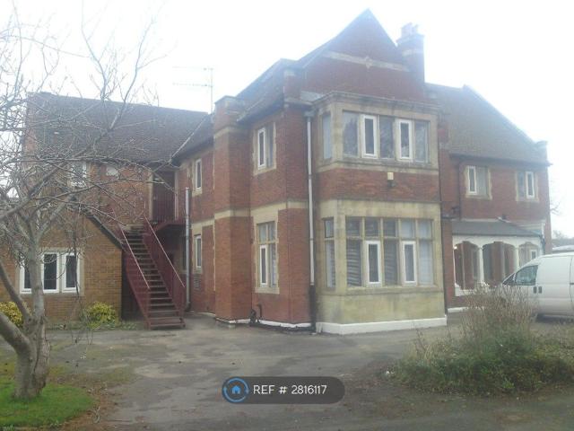 Colerne Drive, Gloucester GL3, Studio to rent, £625 pcm | PrimeLocation