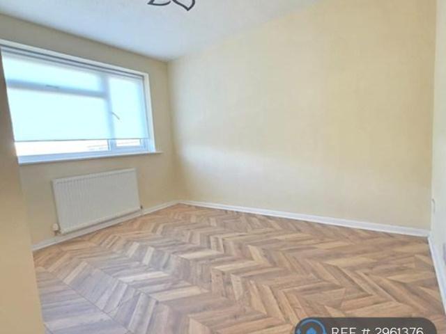 Coleridge Crescent, Hemel Hempstead, HP2 4 bed detached house to rent £2,400 pcm £554 pw