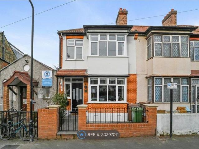 Coleridge Road, London E17, 3 bed semi detached house to rent, £2,400 pcm | PrimeLocation