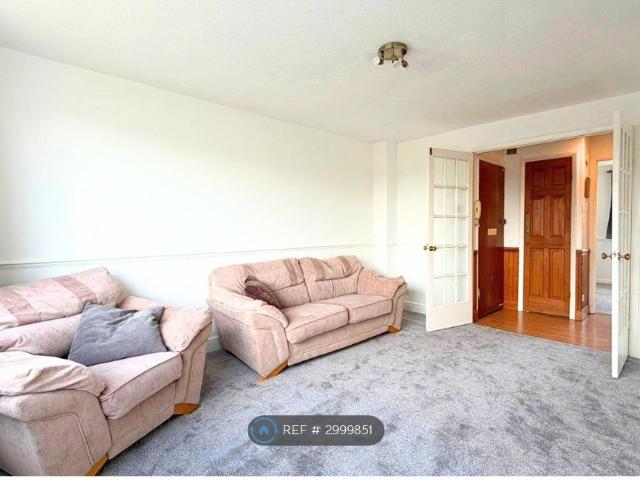 Coleridge Way, Orpington BR6, 1 bed flat to rent, £1,325 pcm | PrimeLocation