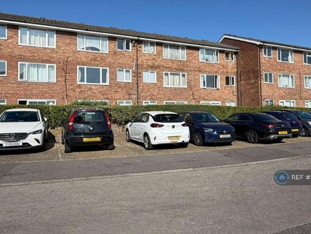 Coleridge Way, Orpington, BR6 1 bed flat to rent £1,350 pcm £312 pw