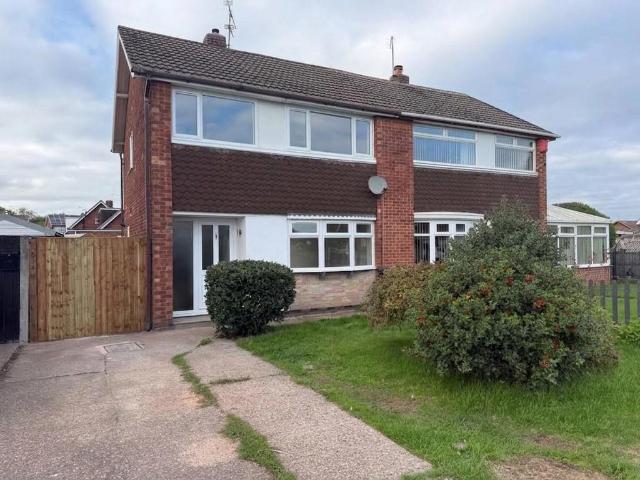Coleridge Way, Crewe CW1 3 bed semi detached house to rent £1,100 pcm £254 pw