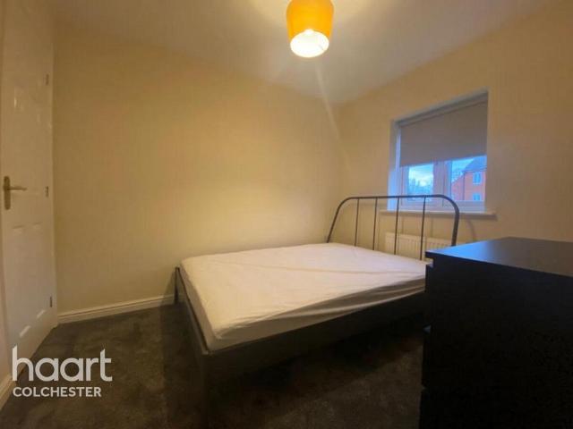 Colet Crescent, Colchester 1 bed in a house share to rent £575 pcm £133 pw