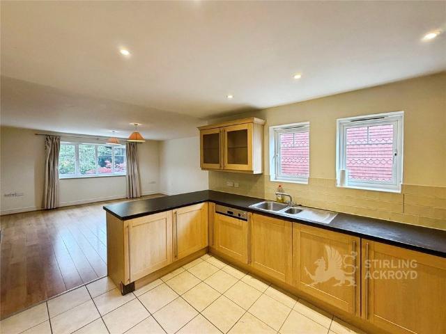 Coley Avenue, Woking, Surrey, GU22 7RG