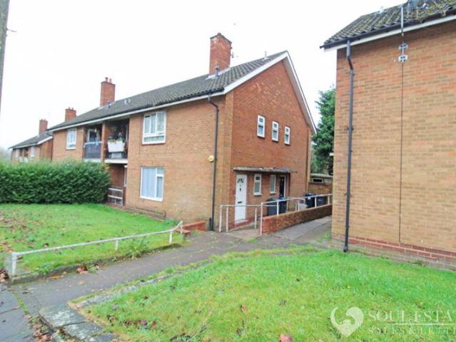 Coleys Lane, Turves Green, B31 4AF, United Kingdom | 3 bed apartment for rent #136166791 | Rentberry