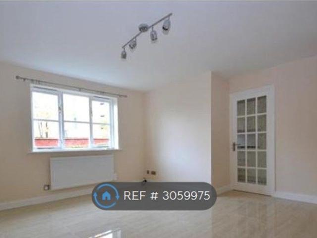 Colgate House, London SE8, 2 bed flat to rent, £2,000 pcm | PrimeLocation