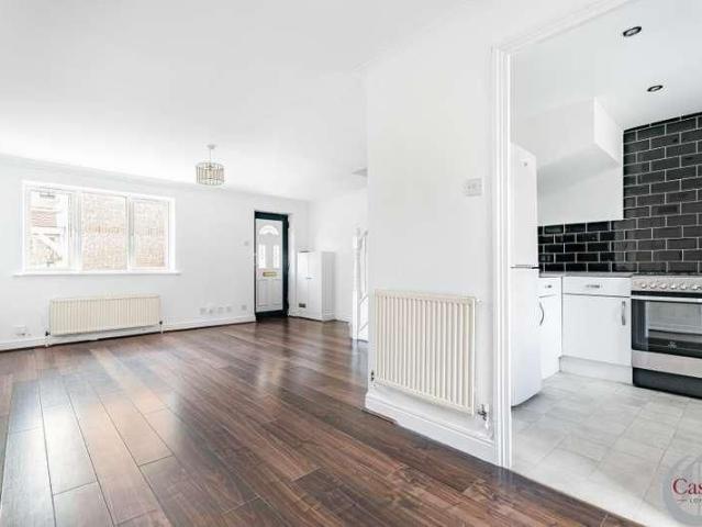 Colgate Place, Enfield, EN3