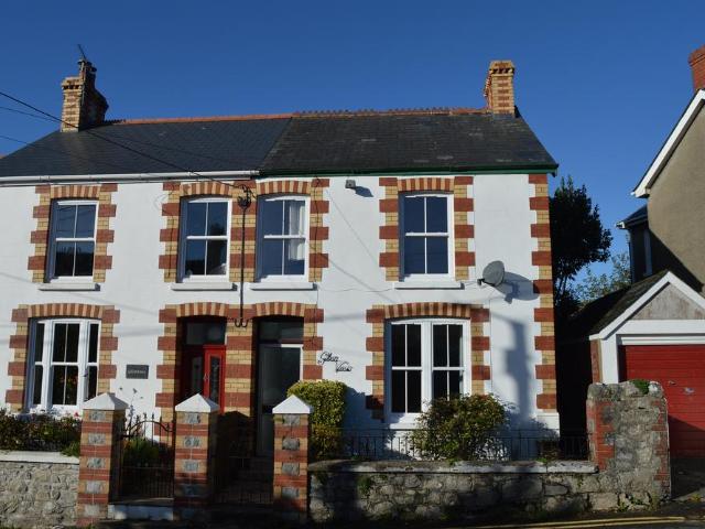 Colhugh Street, Llantwit Major CF61 3 bed terraced house to rent £900 pcm £208 pw