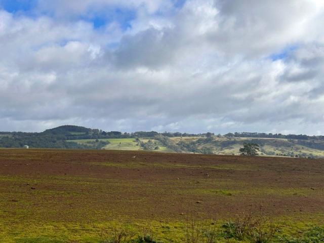 Coliban Heights is on the market. Supberb views on all five lots. Sensational location