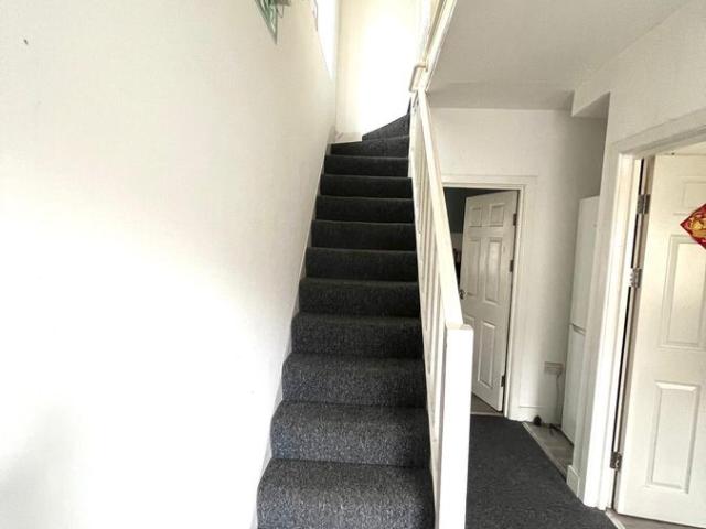 Colin Crescent, Colindale, London NW9, 4 bed semi detached house to rent, £2,999 pcm | PrimeLocation