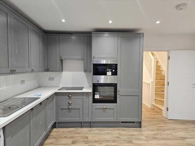 Colindale Avenue, Colindale NW9, 3 bed maisonette to rent, £2,300 pcm | PrimeLocation