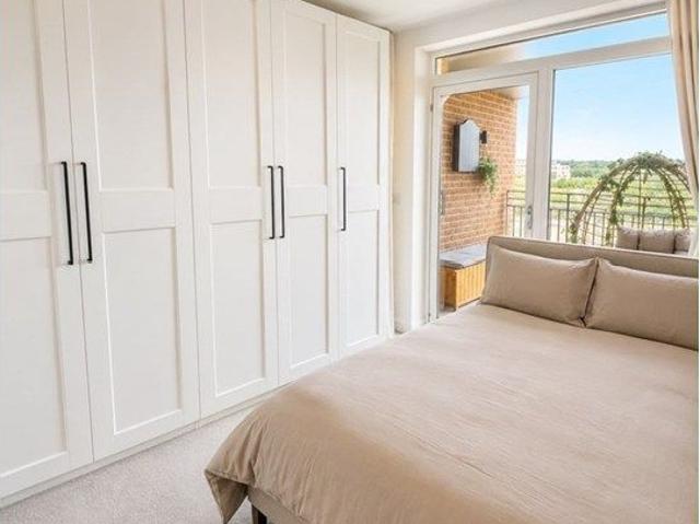 Colindale Gardens, London NW9, 2 bed flat to rent, £2,500 pcm | PrimeLocation