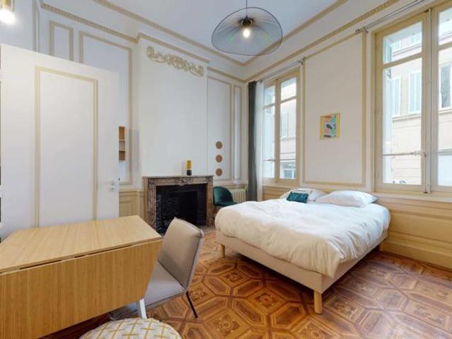 Coliving à Marseille: Maison de 460m2