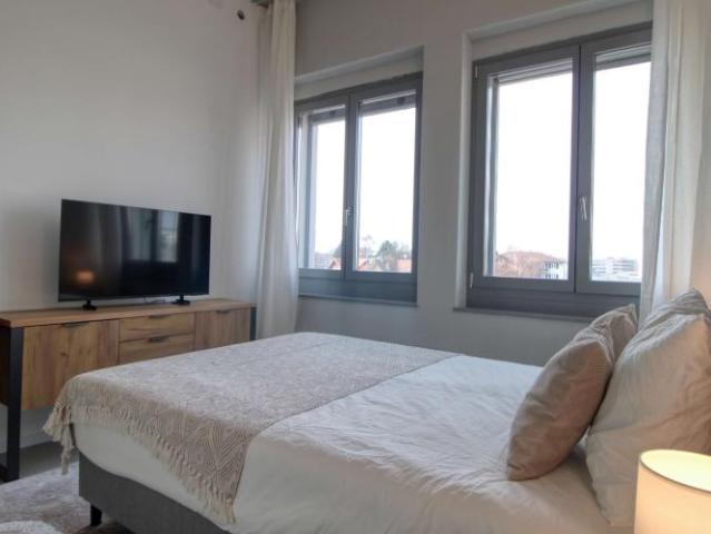 Coliving Moderne Alliant Intimité, Travail et Vie Partagée à Renens