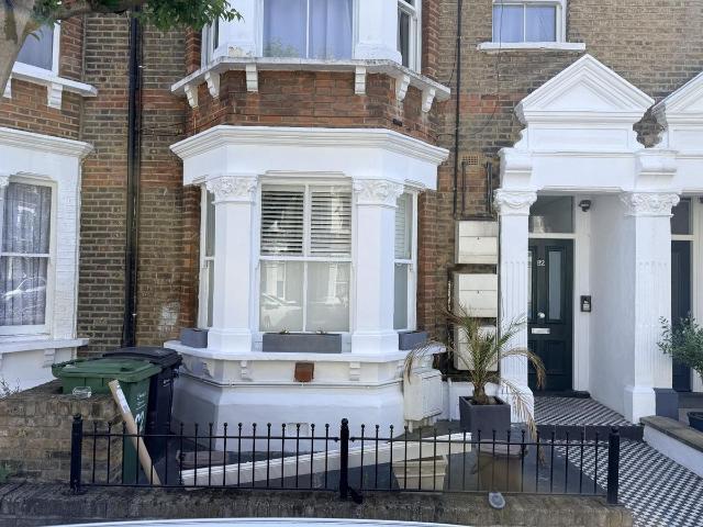 College Place, London NW1, 2 bed flat to rent, £3,600 pcm | PrimeLocation