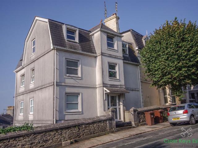 College Avenue, Mannamead PL4, 2 bed flat to rent, £950 pcm | PrimeLocation