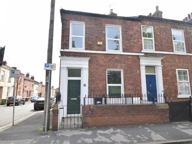 College Grove Road, Wakefield WF1, 2 bed maisonette to rent, £850 pcm | PrimeLocation