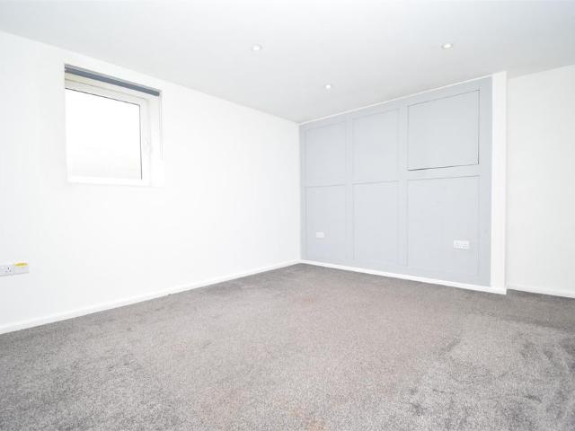 College Grove Road, Wakefield