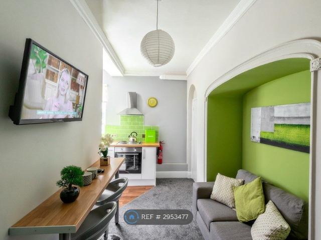 College House, Worcester WR1, 1 bed flat to rent, £725 pcm | PrimeLocation